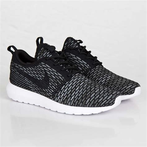 nike roshe run weiß sale|Nike flyknit Roshe run sale.